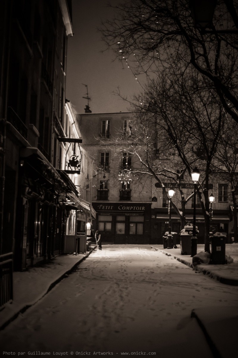 Snow in Montmartre - Paris France
