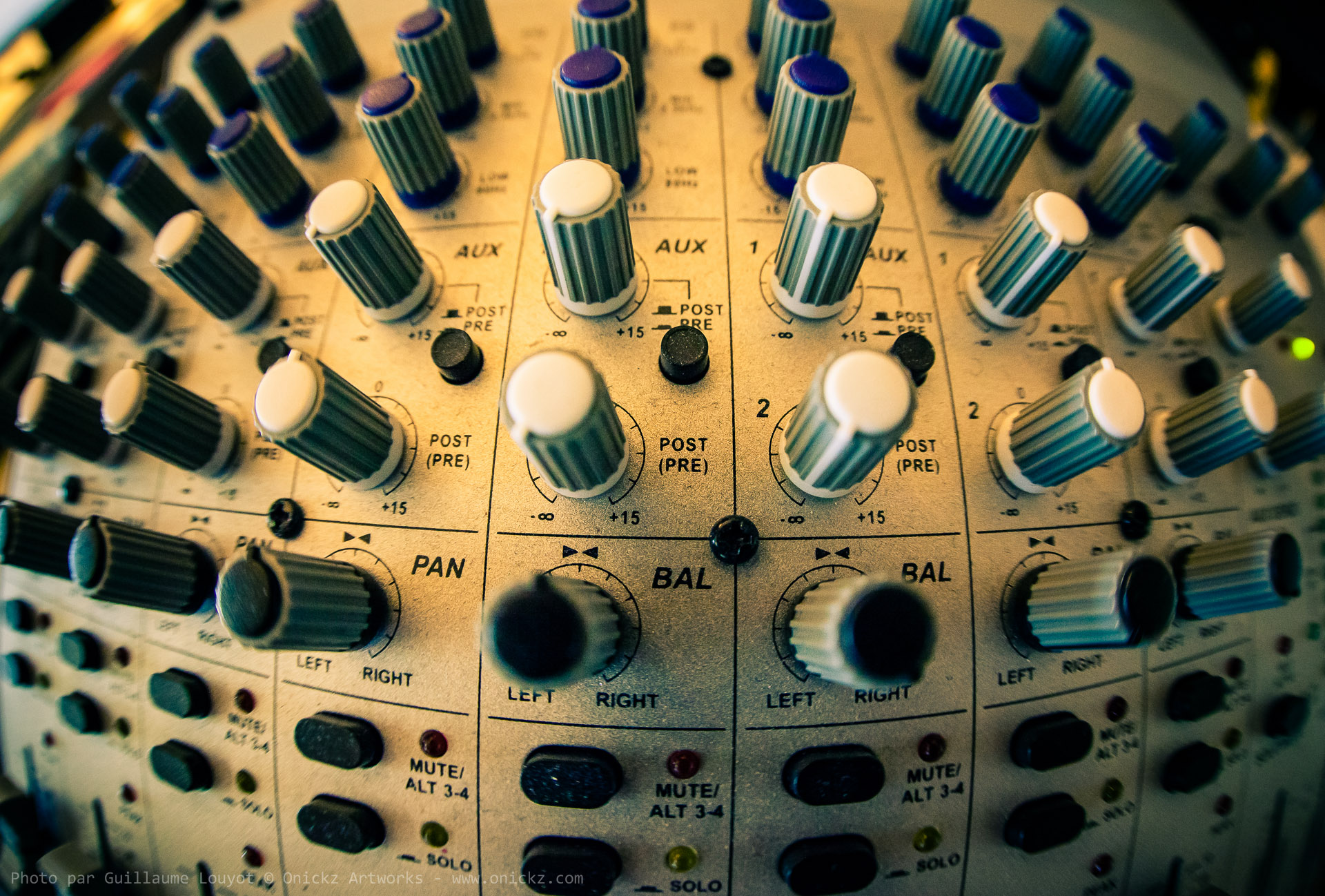 professional mixing device