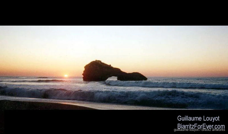 Rocher au coucher du soleil — Biarritz et Pays basque, Guillaume Louyot