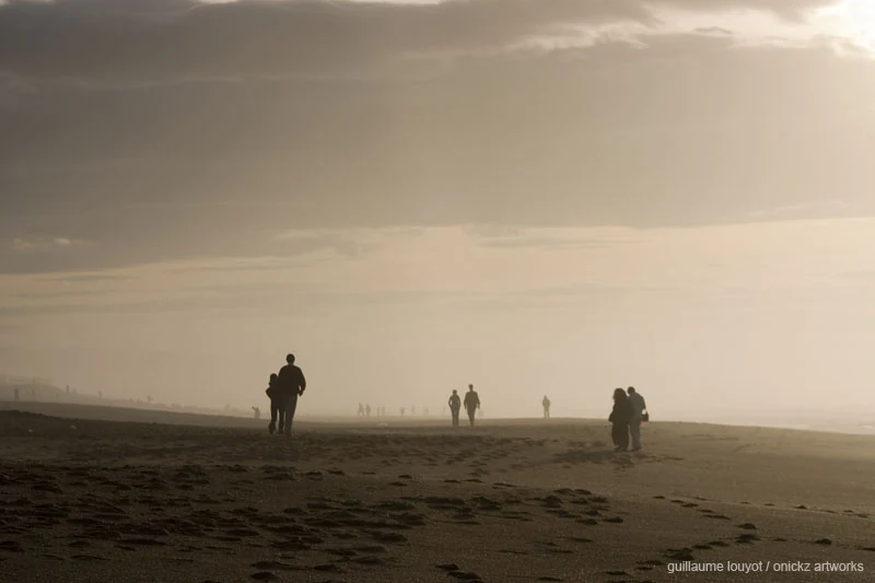 Promeneurs dans la lumière — Biarritz et Pays basque, Guillaume Louyot