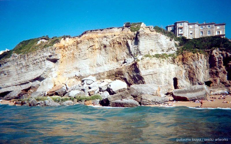 Falaise depuis la mer — Biarritz et Pays basque, Guillaume Louyot