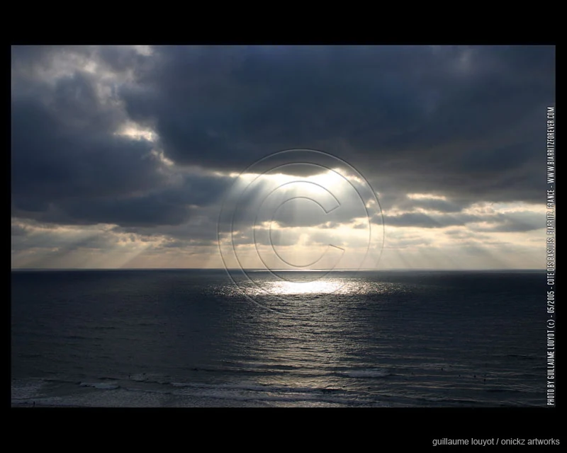 Rayons de lumière sur l’océan — Biarritz et Pays basque, Guillaume Louyot